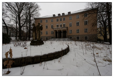 G_University, abandoned...