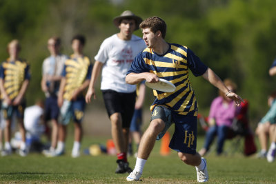 0013hp frisbee_collegestation_033013.jpg