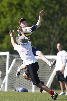 0020hp frisbee_collegestation_033013.jpg