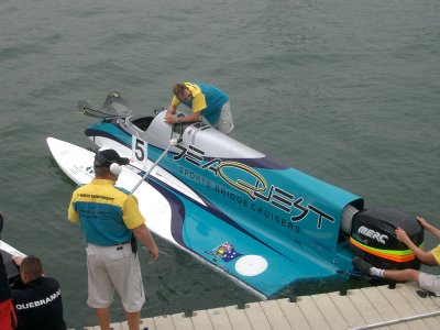 F1Boat.jpg