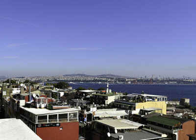 Il y a de nombreux restaurants sur les toits d'Istanbul -02.jpg