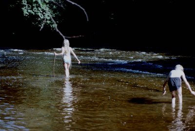 02 Erica and Keith in the same river 01.jpg