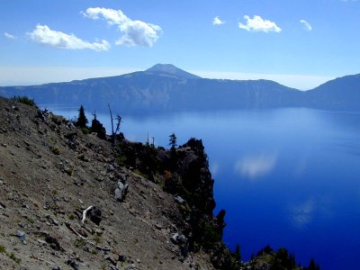12 Merriam Point at Crater Lake 01.jpg