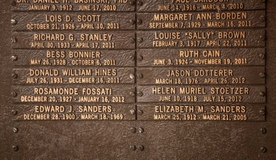 05 Memorial plaques 05.jpg