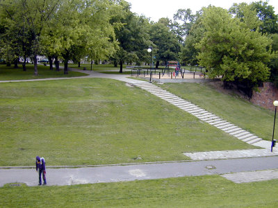 05 Szczygla 8 05 - little park 04.JPG
