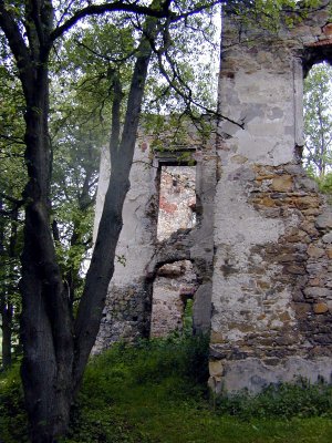 09 ruins 08.JPG