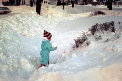 08 Keith gathering the material for a snow person.jpg