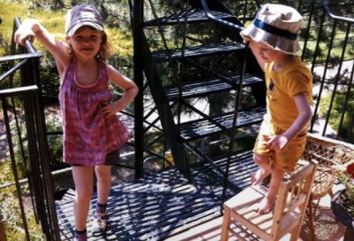 07 Violet and Sid on the firescape.jpg