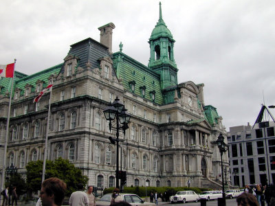 17 Hotel de ville de Montreal (closer).JPG
