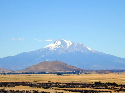 03 Mt. Shasta 2.JPG