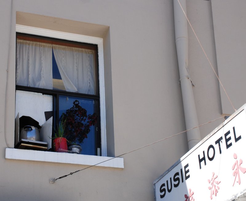 Susie Hotel 8x10DSC_6019.JPG