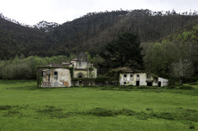 Monasterio de San Antoln de Bedn (Naves)