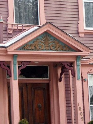 B&B