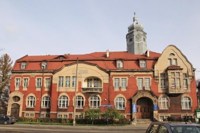 City Hall, Mikolczyne