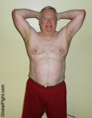 handsome older grandaddy rassling bear.jpg