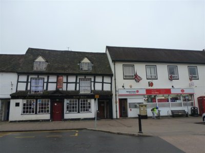 Alcester - spot the gold pillar box?