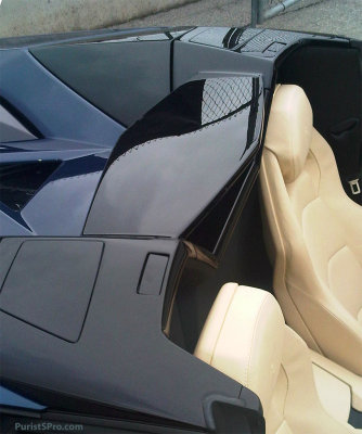 Lamborghini Aventador Roadster