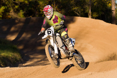 IMG04157_PBase.jpg