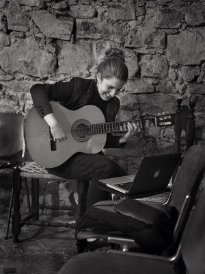 Anna's serenade