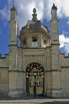 Entrance gate - All Souls' College