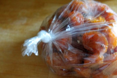 Dried apricots 