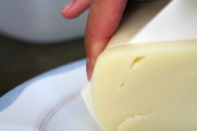 Slicing a cheese