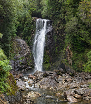 waterfall1-2.jpg