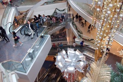 D4_Christmas shopping Kowloon Tong_8.jpg