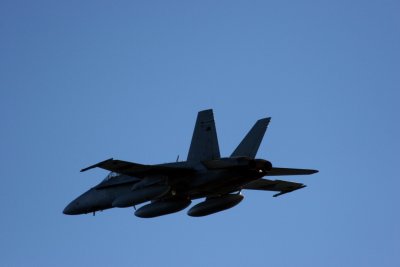 F-18.JPG