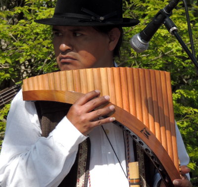 peruvian pan pipe band