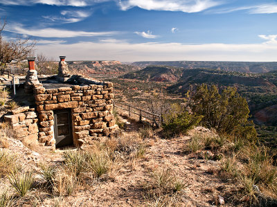 Cabins built by the Civilian Conservation Corps (CCC) on the rim of the canyon 