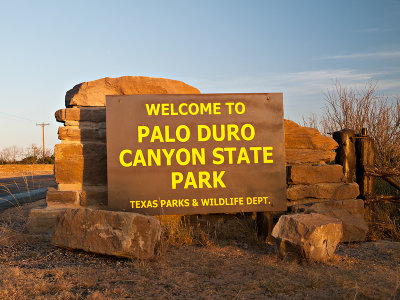 Entrance welcome sign