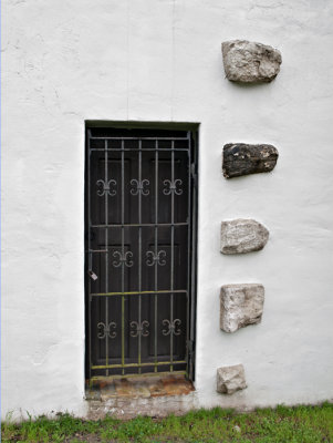 Door with rocks