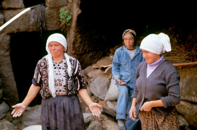 KDocia-DonneVillaggio1-V100.jpg