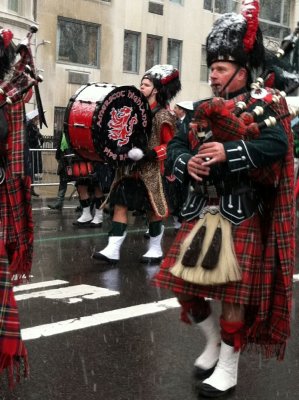 snowing on the pipers