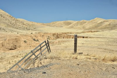 2006.09.01 Plunging fenceline