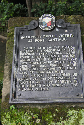 Sign describing the ordeals of victims of the Japanese at Fort Santiago.