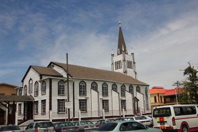Side-view of of St. Andrew's Kirk Presbyterian Church.