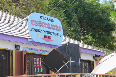 I bought some of the chocolate, and I agree with this sign. Their cocoa tea was also the best.
