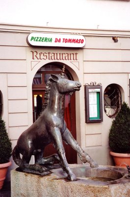 My camera battery died in front of this unicorn and pizza joint (where I had lunch).