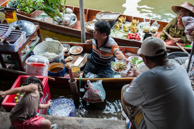 Floating market