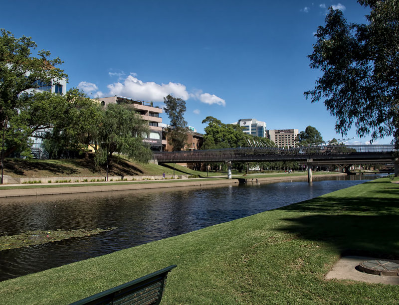 SB1235W.jpg