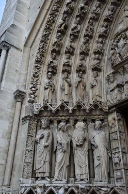 Notre Dame - beheaded Saint-1.jpg