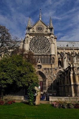 Notre Dame Garden-1.jpg