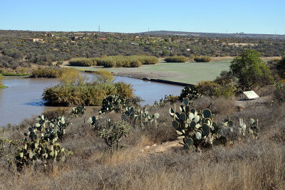 El Charco reservoir2.jpg