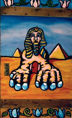 Sphinx with Manicure