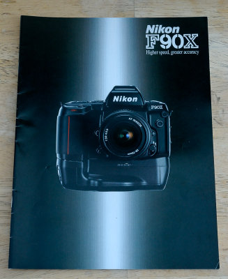 Nikon F90X Brochure