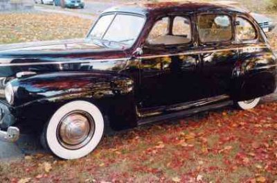 1941_Ford_4-Door_Sedan.jpg