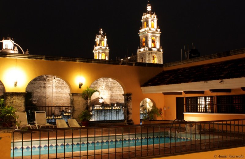 Merida, Hotel Caribe by Night