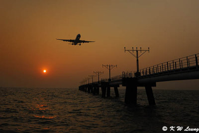 Sunset @ South Runway of HK Airport DSC_5086
